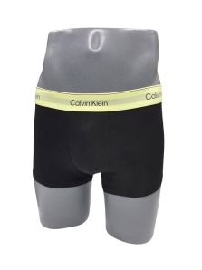 Caja con 5 Boxers de Calvin Klein en negro