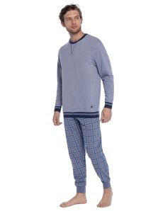 Pijama Guasch en azul y pantalón a cuadros de villela