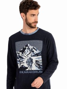 Pijama de invierno massana en azul marino y estampado del K2: un diseño único para tu descanso